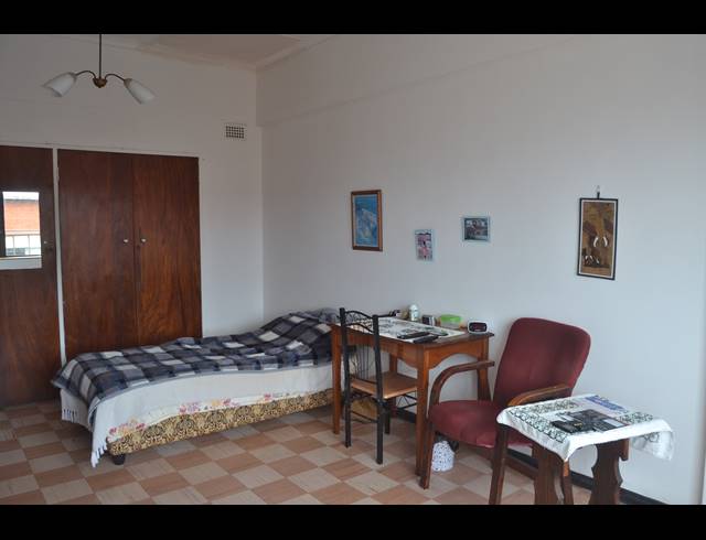 1 BEDROOM APARTMENT FOR SALE IN SCOTTBURGH CENTRAL